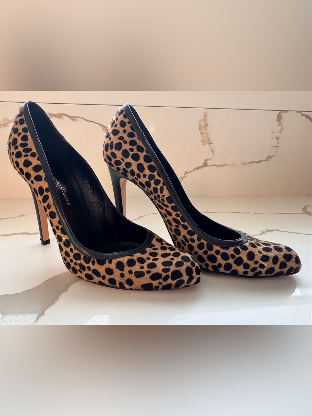 Gianvito Rossi Leopard Print Calf Hair Pumps Heels Size 36.5